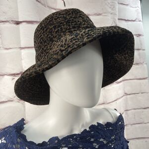 Vintage David Cohen Hat Animal Print Leopard One Size Brown Black Velour Travel